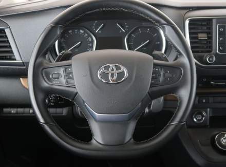 Toyota - Proace