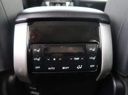 Toyota - Land Cruiser