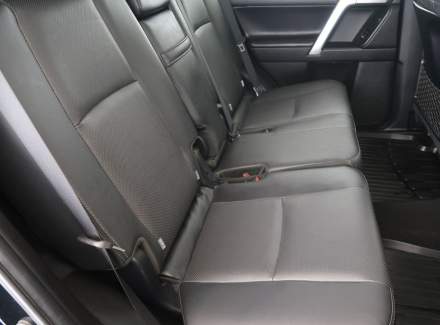 Toyota - Land Cruiser