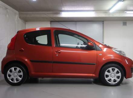 Peugeot - 107