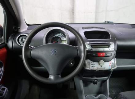 Peugeot - 107
