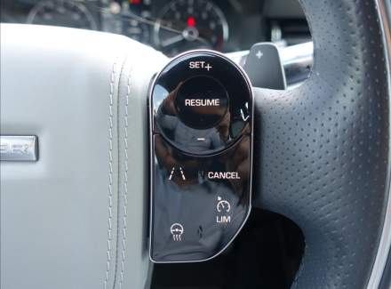 Land Rover - Range Rover Evoque