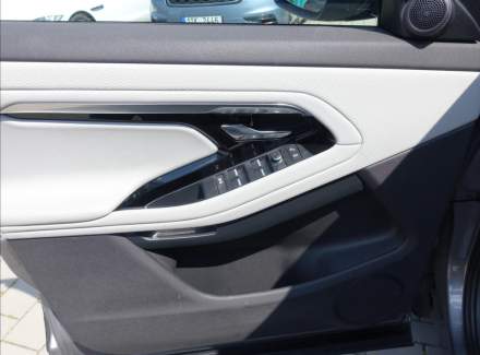 Land Rover - Range Rover Evoque