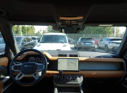Land Rover - Defender