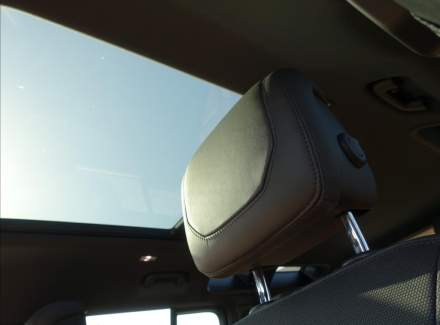 Land Rover - Defender