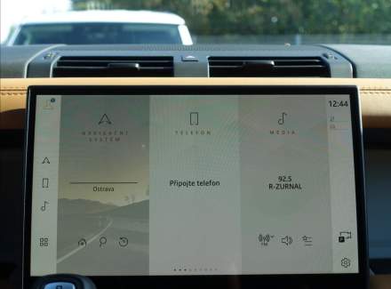 Land Rover - Defender