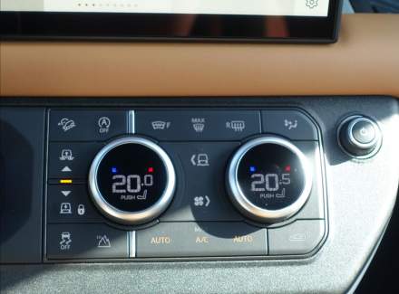 Land Rover - Defender