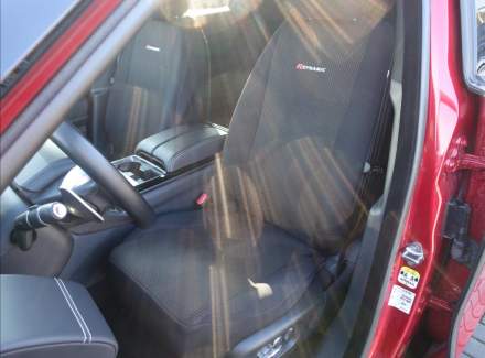 Land Rover - Range Rover Velar