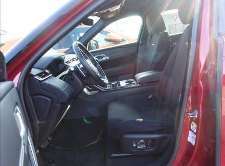 Land Rover - Range Rover Velar