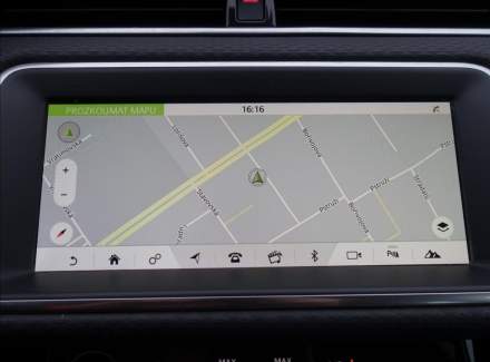 Land Rover - Range Rover Evoque