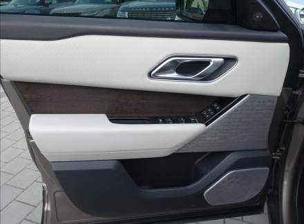 Land Rover - Range Rover Velar