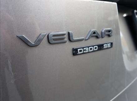 Land Rover - Range Rover Velar