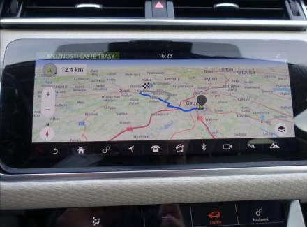 Land Rover - Range Rover Velar