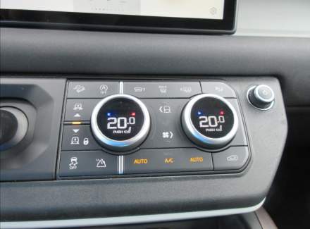 Land Rover - Defender