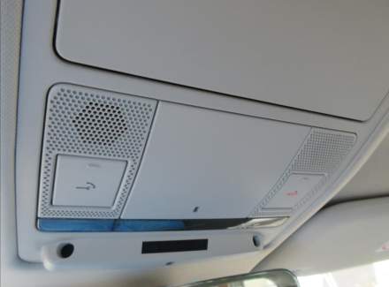 Land Rover - Defender