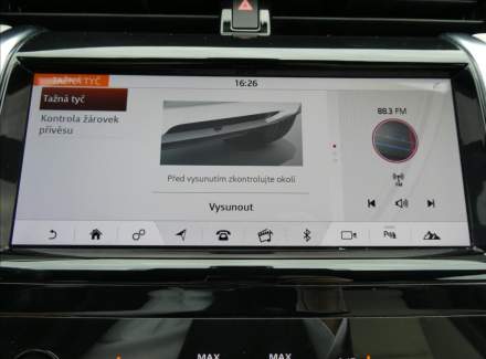 Land Rover - Discovery Sport