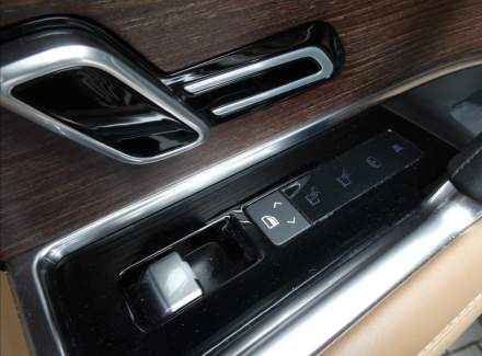 Land Rover - Range Rover