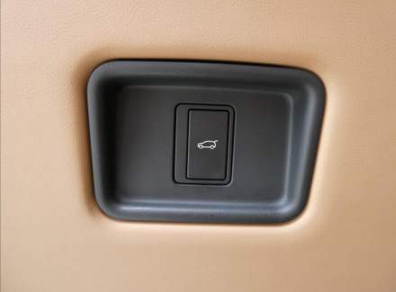 Land Rover - Range Rover