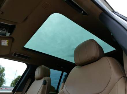 Land Rover - Range Rover