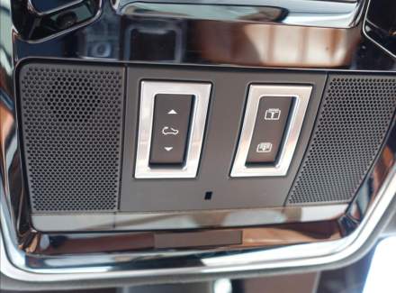 Land Rover - Range Rover