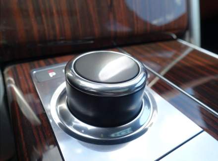 Land Rover - Range Rover