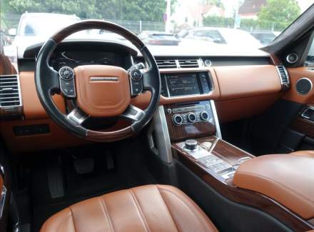 Land Rover - Range Rover