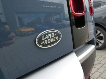 Land Rover - Defender