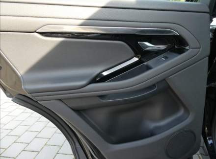 Land Rover - Range Rover Evoque