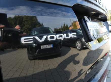 Land Rover - Range Rover Evoque