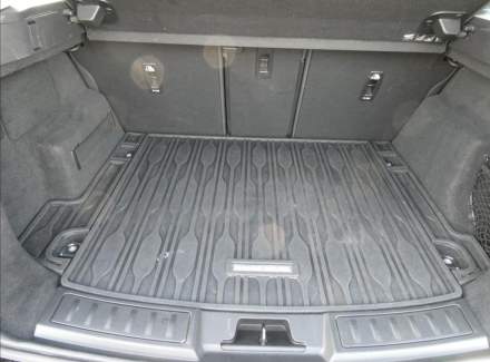 Land Rover - Range Rover Evoque