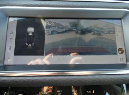 Land Rover - Range Rover Evoque