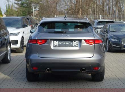 Jaguar - F-Pace