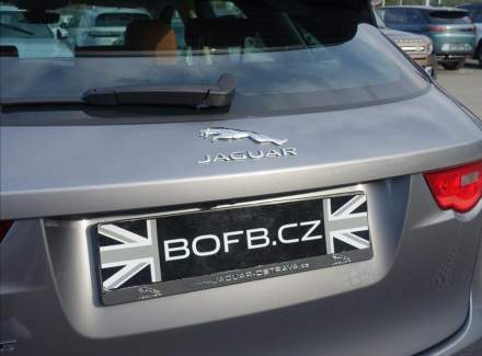Jaguar - F-Pace