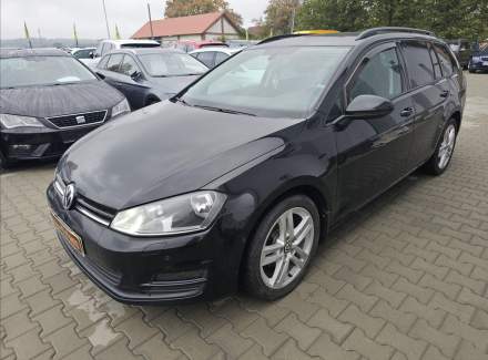 Volkswagen - Golf
