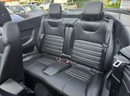 Land Rover - Range Rover