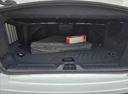 Land Rover - Range Rover