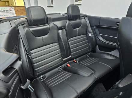 Land Rover - Range Rover