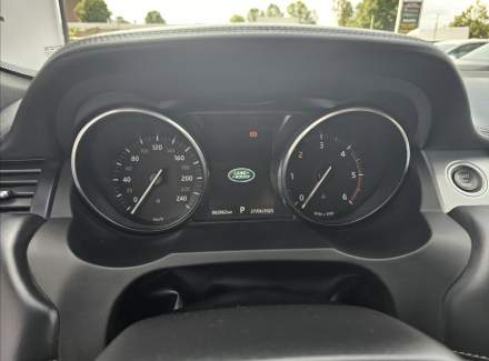 Land Rover - Range Rover