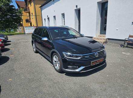 Volkswagen - Passat