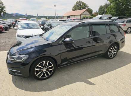 Volkswagen - Golf