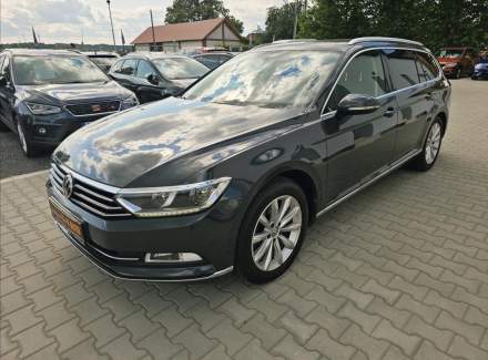 Volkswagen - Passat