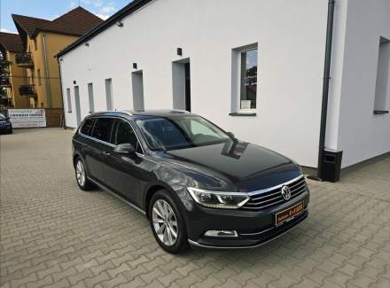 Volkswagen - Passat