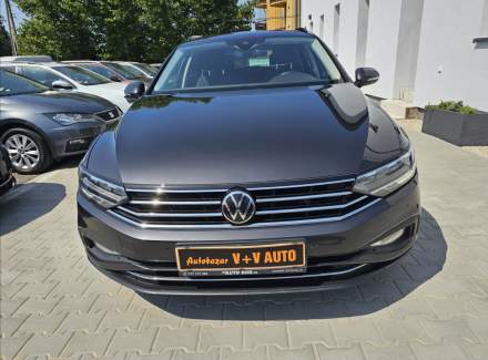 Volkswagen - Passat