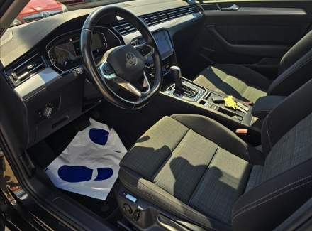 Volkswagen - Passat
