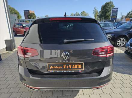 Volkswagen - Passat