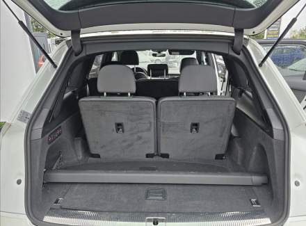 Audi - Q7