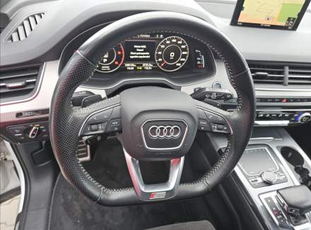 Audi - Q7