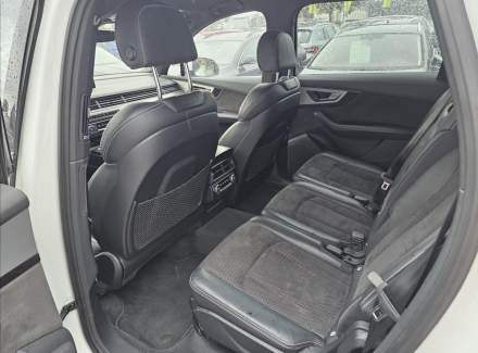 Audi - Q7