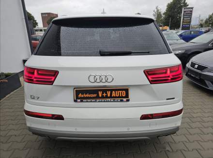 Audi - Q7