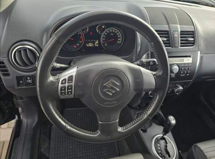 Suzuki - SX4